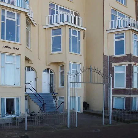 Apartment 45d