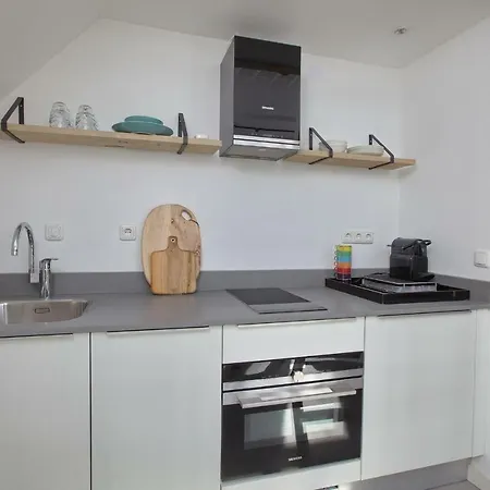 Apartment 45d